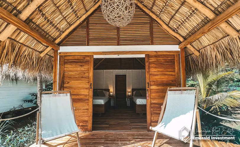 Luxurious Forest Retreat near Playa Santana | Monoloko Lodge