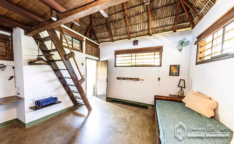 Commercial Beach Guesthouse in Playa Guasacate - Vibra Guesthouse - Imagen 17