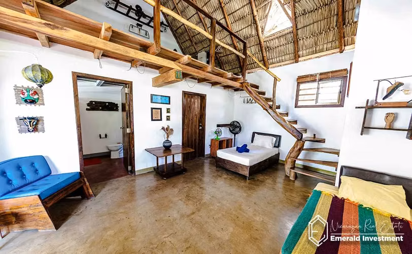 Commercial Beach Guesthouse in Playa Guasacate - Vibra Guesthouse - Imagen 16