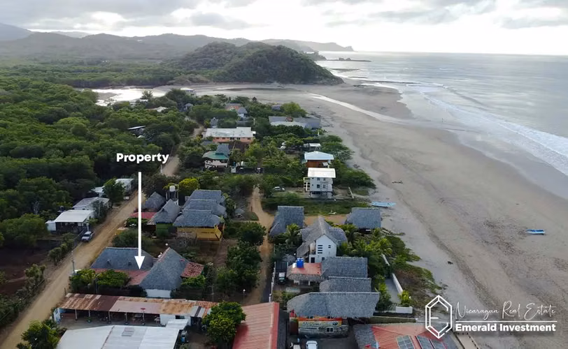 Commercial Beach Guesthouse in Playa Guasacate - Vibra Guesthouse - Imagen 3