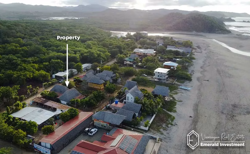 Commercial Beach Guesthouse in Playa Guasacate - Vibra Guesthouse - Imagen 4