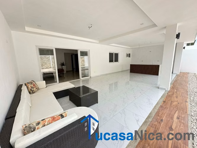 Casa con piscina Nueva para estrenar - Imagen 6