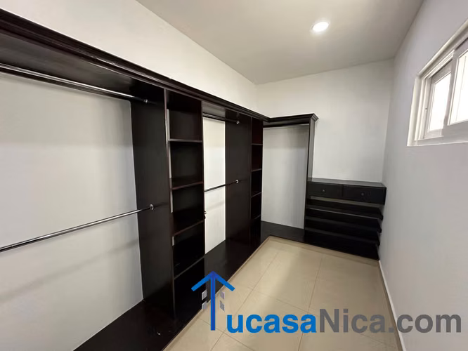Casa full muebles moderna con piscina - Imagen 11
