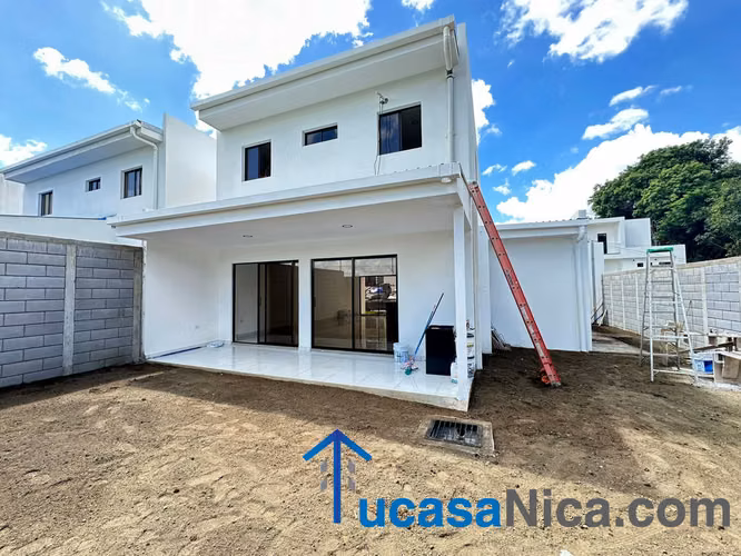 Nueva a estrenar en condominio Con piscina comunal - Imagen 5