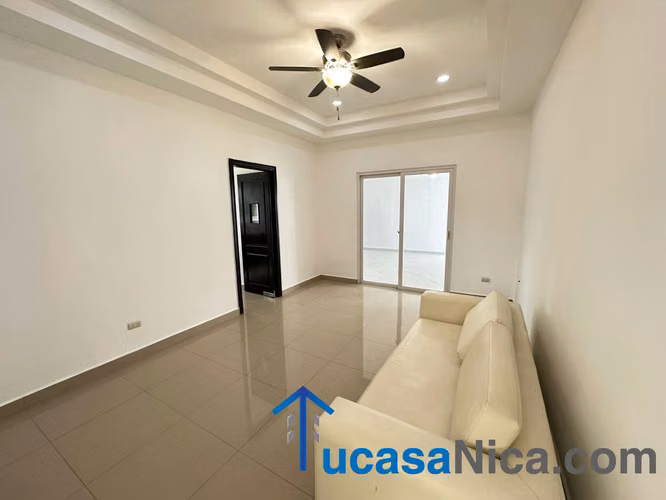 Nueva para estrenar Moderna Casa con piscina sin muebles - Imagen 6