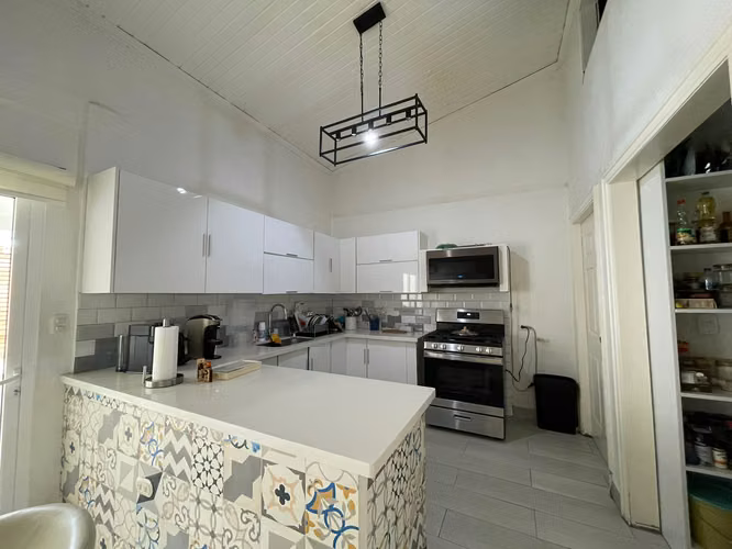 KC-Preciosa Casa en Venta en Condominio Santa Catalina, Managua - Imagen 10