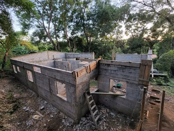 En venta casa en obra gris carretera sur