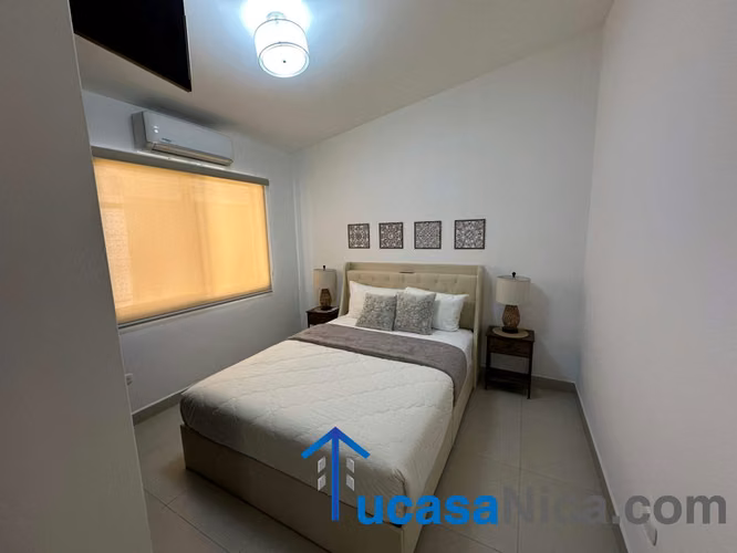 Renta Moderna Casa Con o sin Muebles