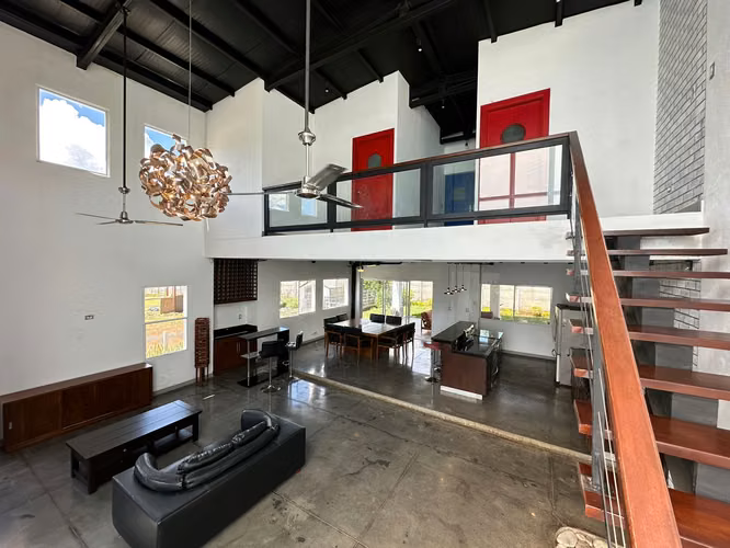 las colinas rento casa  con detalles industriales - Imagen 3