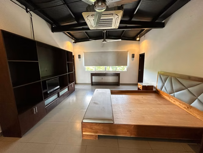 las colinas rento casa  con detalles industriales - Imagen 11