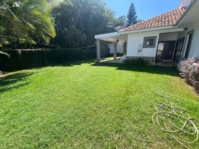FP/Vive at the exclusive Hills of Santa Cruz! House for sale