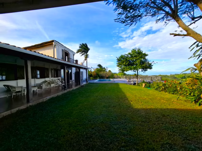 Ganga, Venta de Casa con Vista Panorámica en Carretera Sur