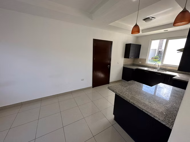 santo domingo casa moderna excelente ubicacion - Imagen 2