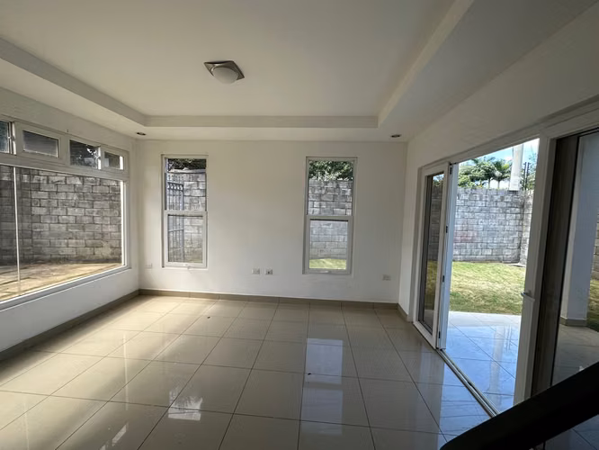 santo domingo casa moderna excelente ubicacion - Imagen 3