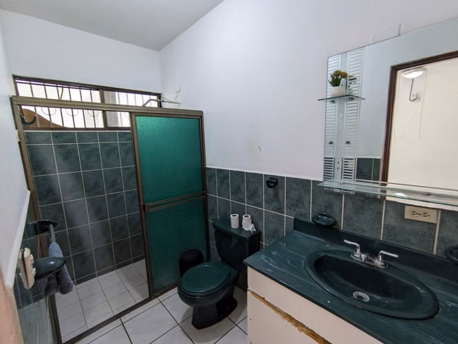 FP< ¡Tu Nuevo Hogar de Ensueño te Espera en Las Colinas U$135,000!