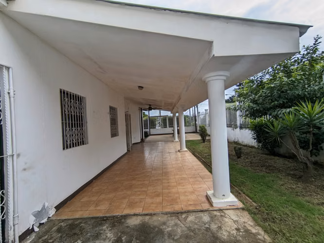 FP< ¡Tu Nuevo Hogar de Ensueño te Espera en Las Colinas U$135,000!
