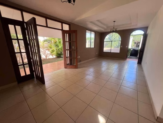 FP Se vende casa en residencial Lomas del Valle. - Imagen 5