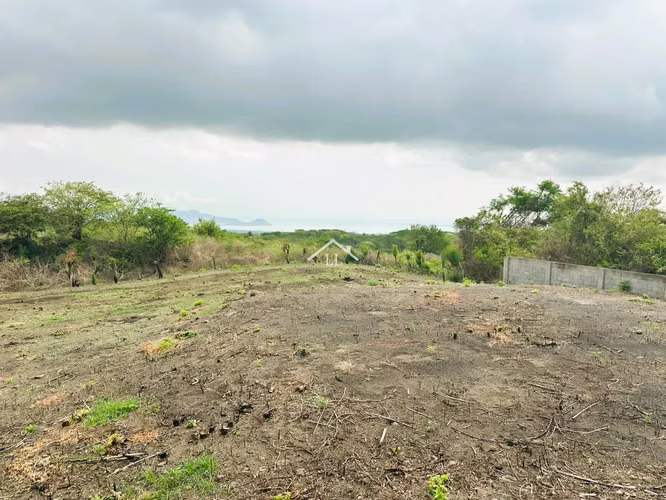 LL-Se Vende Terreno con Vista al Lago en San Isidro de Bolas - Imagen 4