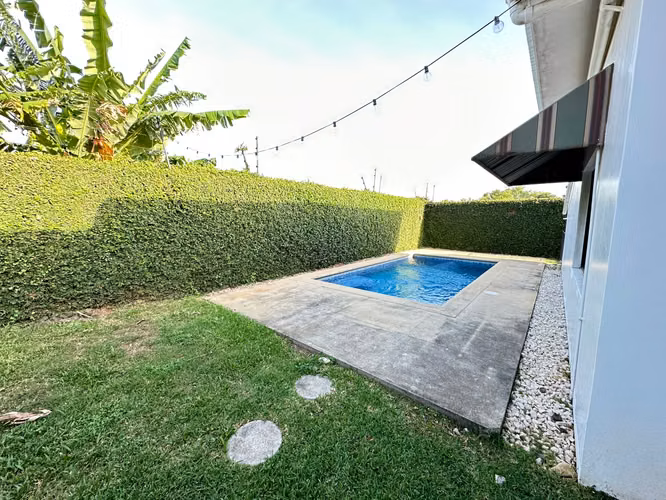 Rento con o sin muebles casa con finos acabados - Imagen 13