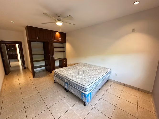 Rento con o sin muebles casa con finos acabados - Imagen 5