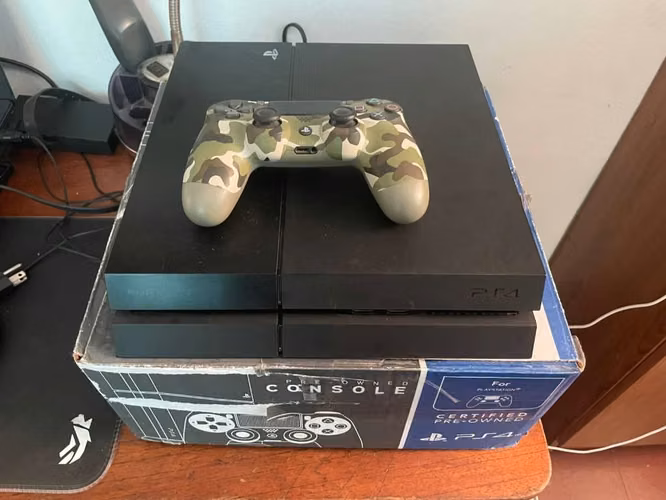 Vendo Playstation 4 - Imagen 3