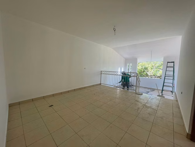 FP>¡Espectacular Casa en Venta en Lomas del Valle!  $199,000
