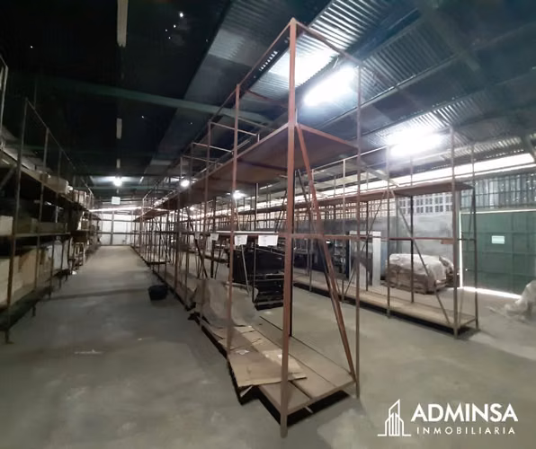 Propiedad de Inversión con Terreno Amplio y Bodega – Carretera a Masaya