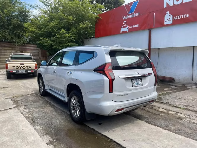 Camionetas Fortuner