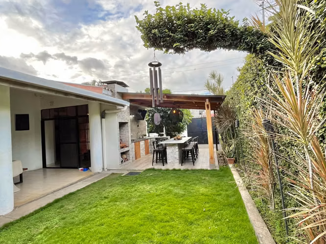 FH- Hermosa Casa en Venta en las Colinas