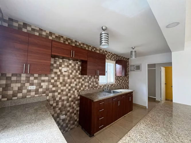 FP>¡Oportunidad Única! Casa en Venta en Vistas de Esquipulas $115,000