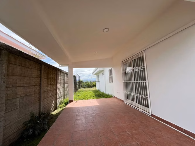 FP>¡Oportunidad Única! Casa en Venta en Vistas de Esquipulas $115,000