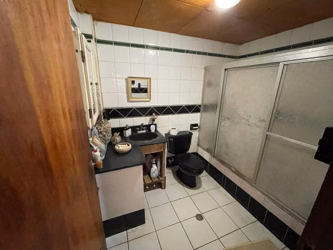 FP>Casa en Colonia Xolotlán ideal para familias grandes o negocio $75,000