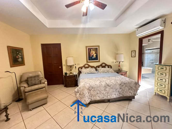 Casa grande en Venta y Renta en santo Domingo - Imagen 6