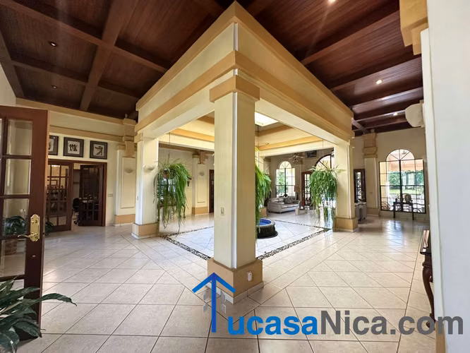 Casa grande en Venta y Renta en santo Domingo - Imagen 4