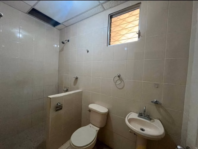 FP se vende casa precio ganga en Villa Miguel Gutiérrez - Imagen 6