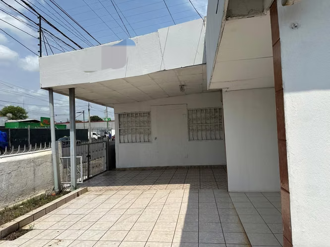 En venta edificio en Sta Ana (El arbolito) Managua-Nicaragua