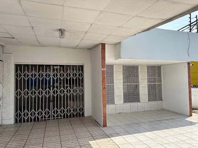 En venta edificio en Sta Ana (El arbolito) Managua-Nicaragua