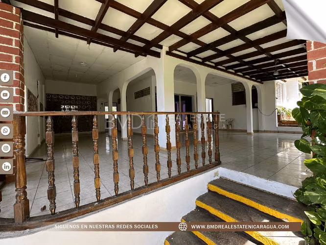 Venta de acogedora propiedad en Km 13 Carretera Sur 0511