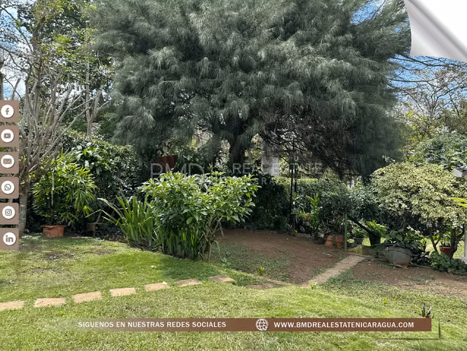 Venta de acogedora propiedad en Km 13 Carretera Sur 0511