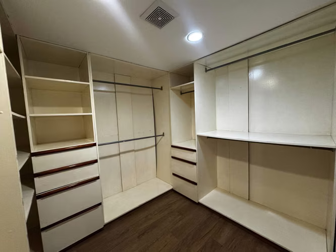 Venta de Casa en el Km 12.5 de la Carretera Sur en Serranías Terreno 4,360 v2