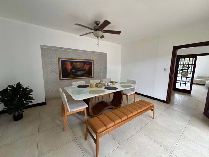 Venta de Casa en el Km 12.5 de la Carretera Sur en Serranías Terreno 4,360 v2