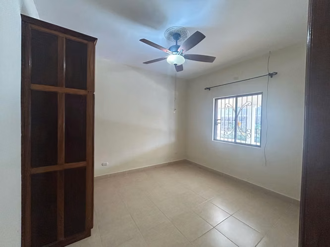 IM- Bella casa con finos acabados en venta en residencial Villas de San Sebastián en Diriamba