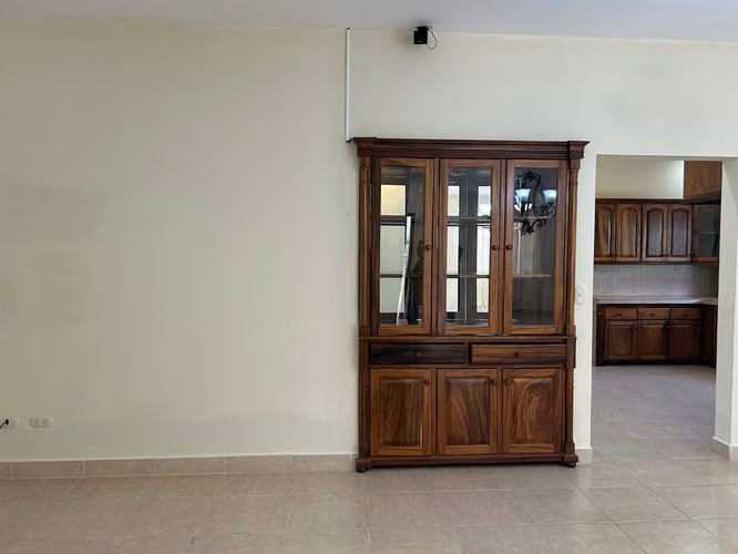 IM- Bella casa con finos acabados en venta en residencial Villas de San Sebastián en Diriamba