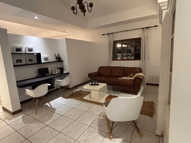 Casa con vista espectacular de 4 habitaciones - Imagen 7