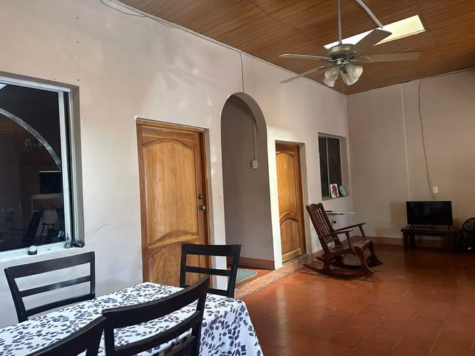 Acogedora Casa en Venta en el Corazón de Masaya Para Comercio!!!!
