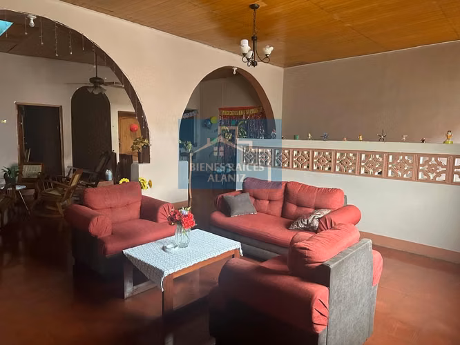 Acogedora Casa en Venta en el Corazón de Masaya Para Comercio!!!!