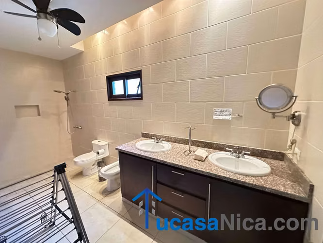Casa Amueblada de  4 habitaciones - Imagen 4