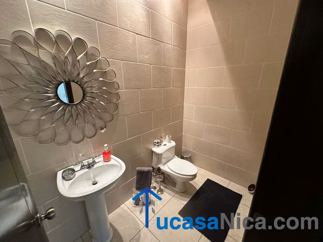 Casa Amueblada de  4 habitaciones - Imagen 10