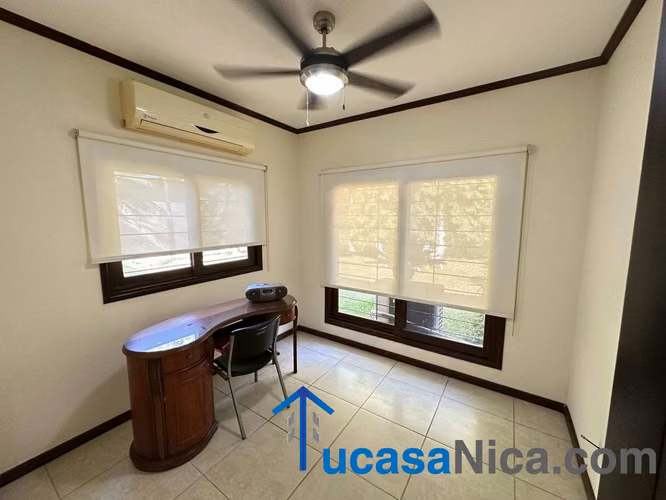 Casa Amueblada de  4 habitaciones - Imagen 9