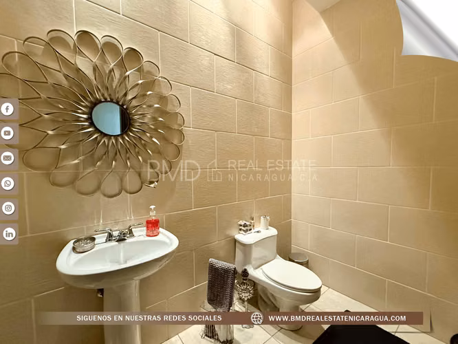 Ubicada en Santo Domingo, en una zona tranquila y exclusiva KG - Imagen 13